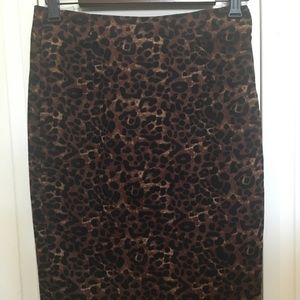 Animal print Old Navy pencil skirt